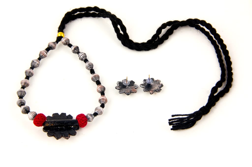 Flower Beeded Chokar( Necklace) view 2