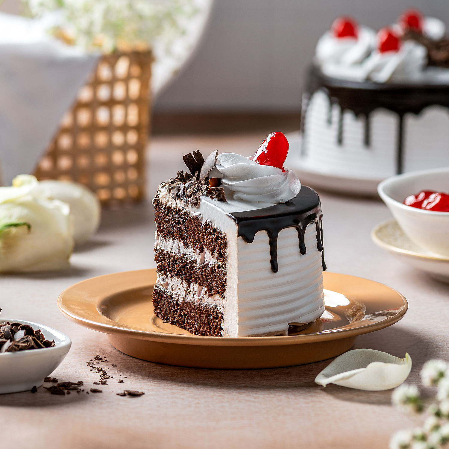 Love You Black Forest Cake Half Kg view 2