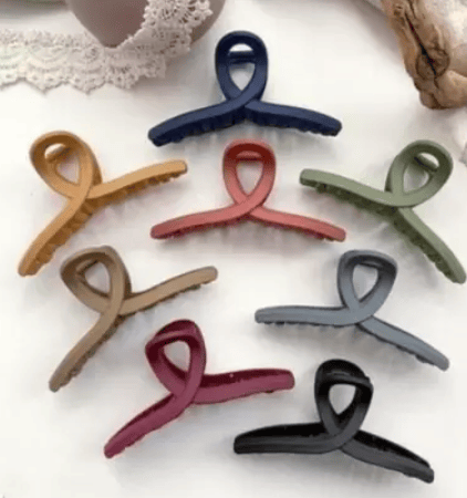 MayrasCreations Large matte clutches (pack of 6pc) Random Hair Claw (Multicolor)
