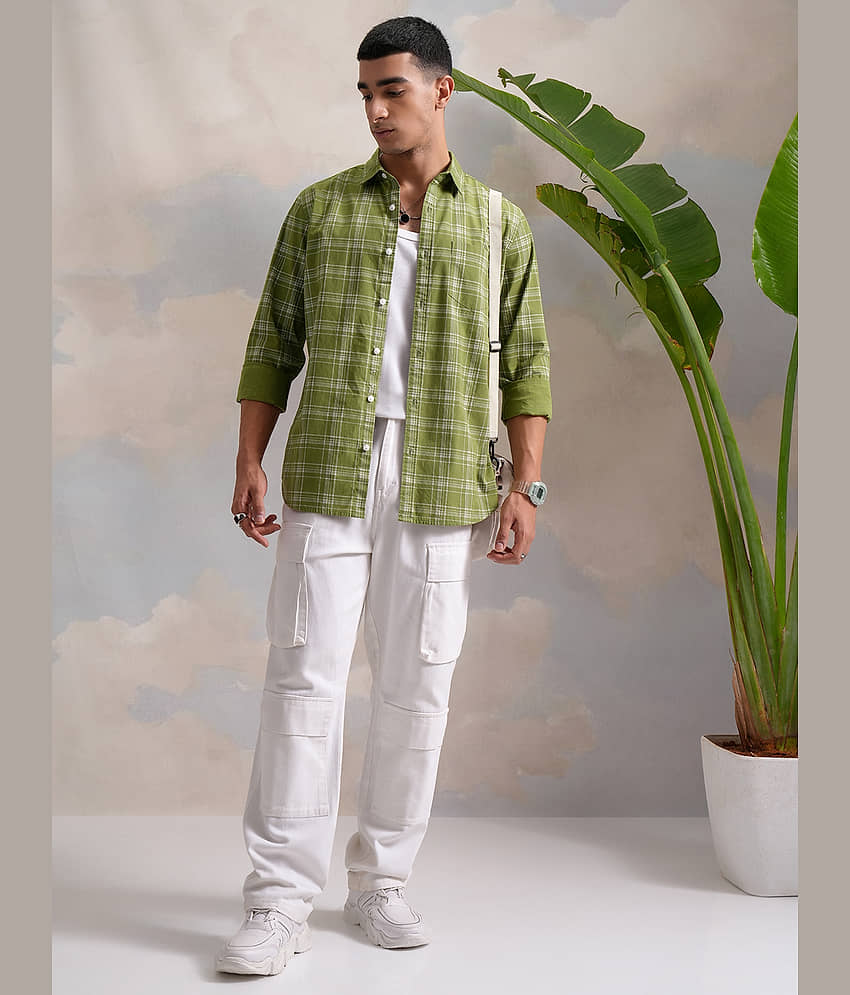 Highlander 100% Cotton Slim Fit Printed Full Sleeves Men's Casual Shirt - Green ( Pack of 1 ) view 2