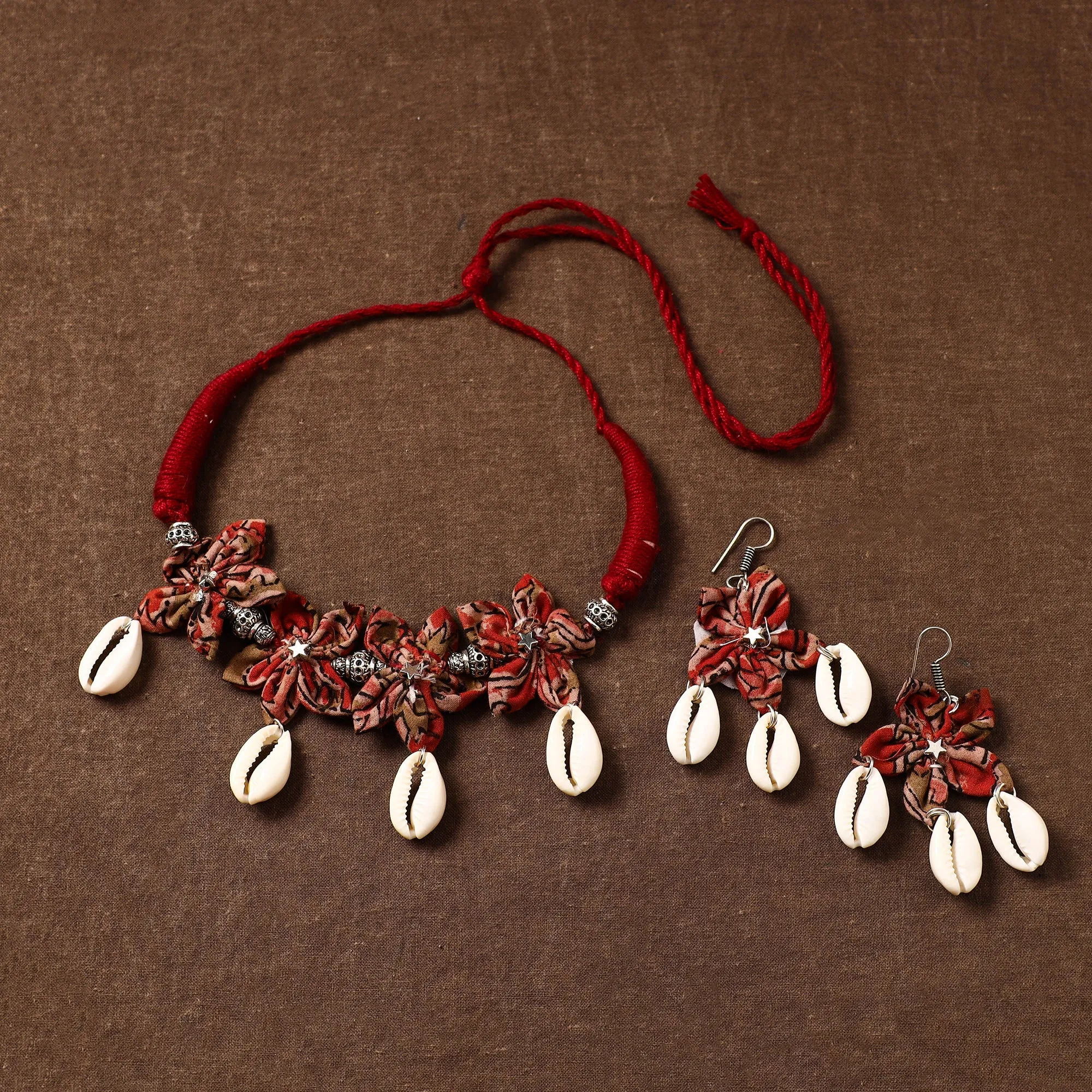 Red - Fabart Phool Kali Shell Choker Necklace Set 11 view 2