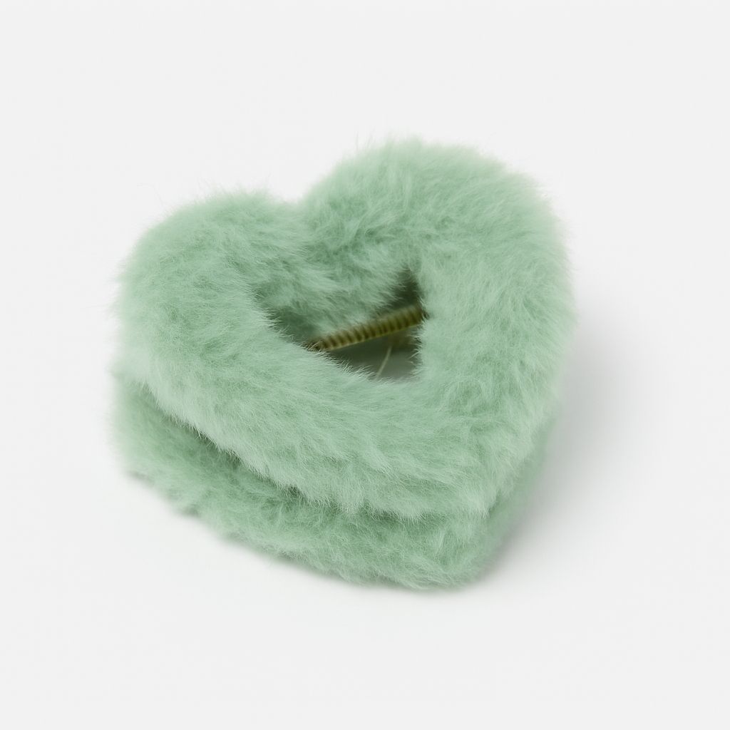 Heart Shape Fur Hair Claw