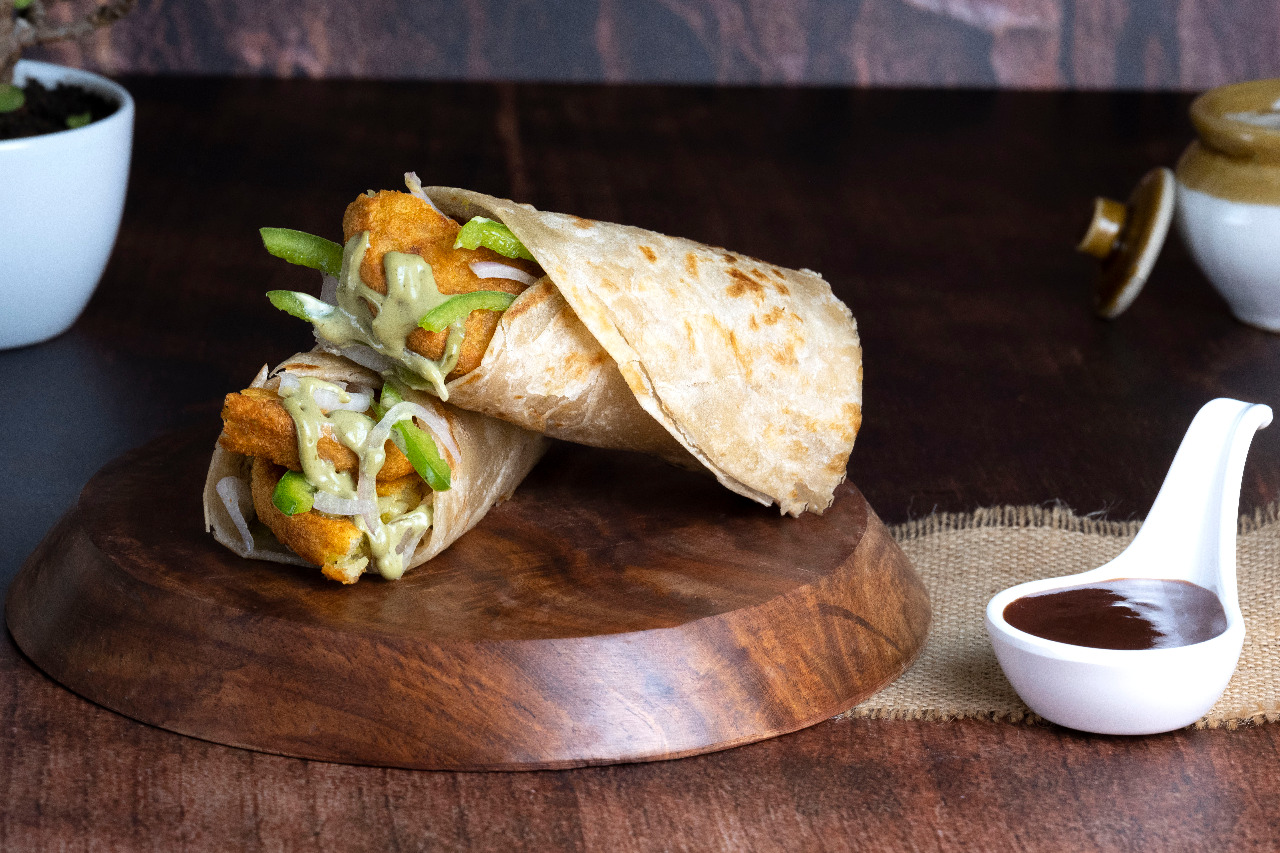 Batata vada wheat roll