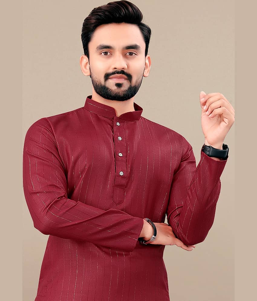YUG ART Maroon Cotton Blend Men's Regular Kurta ( Pack of 1 ) view 2