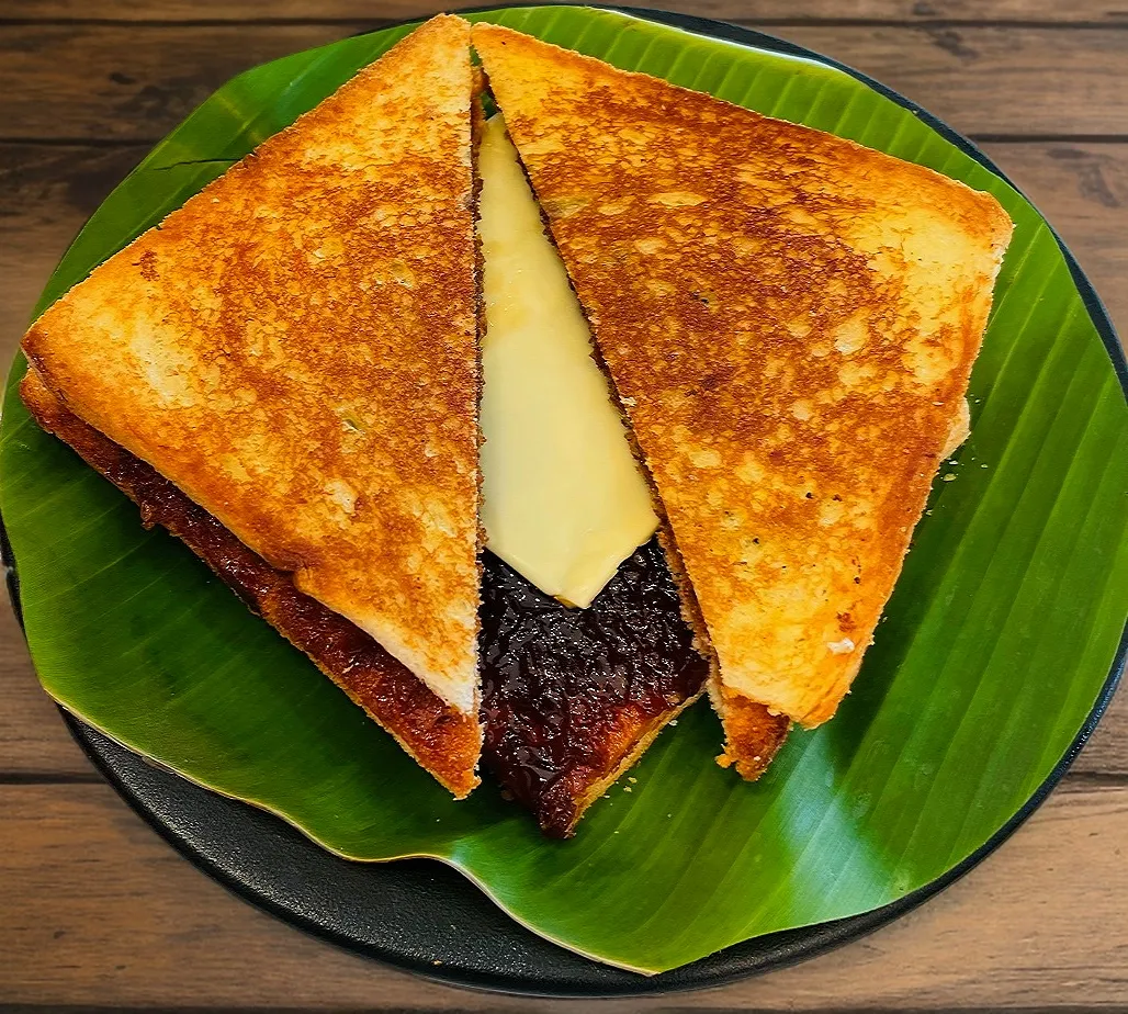 Cheese Gulkand Sandwich