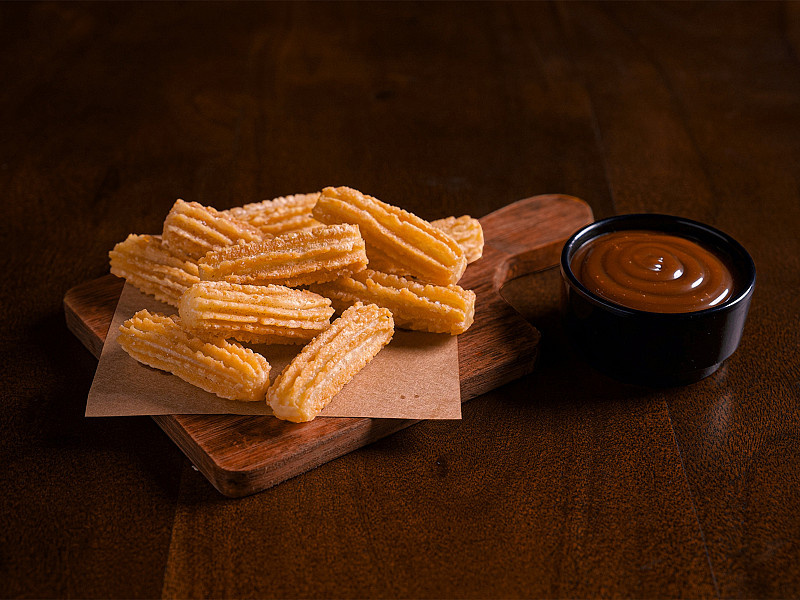 Caramel churro bites