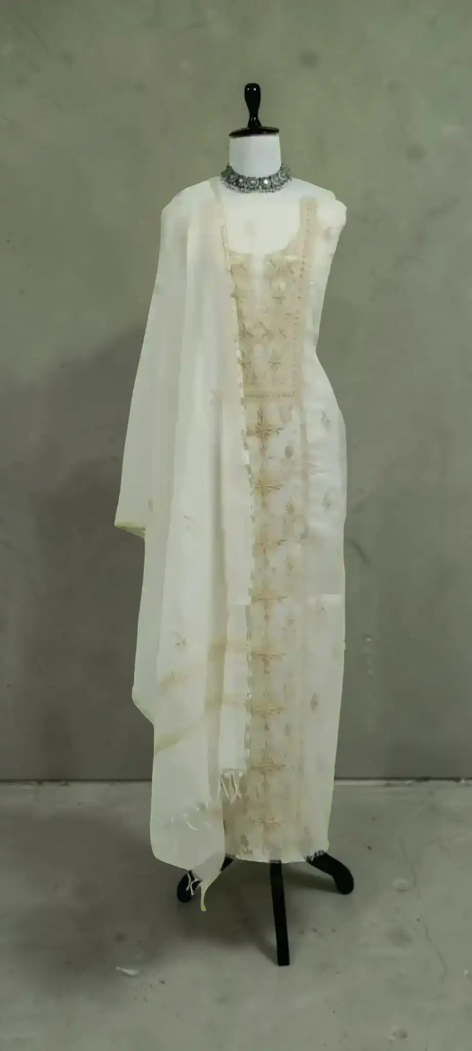 Lucknow Chikankari Hand-Embroidered Mul Cotton Dress Material
