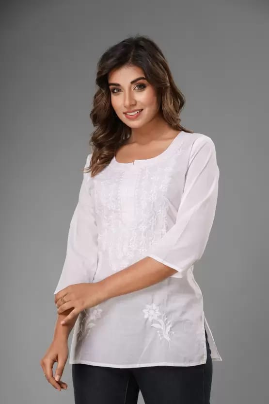 Women Embroidered Pure Cotton Straight Kurta (White) view 2