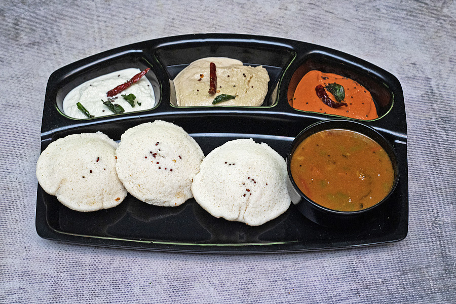 Idli sambhar