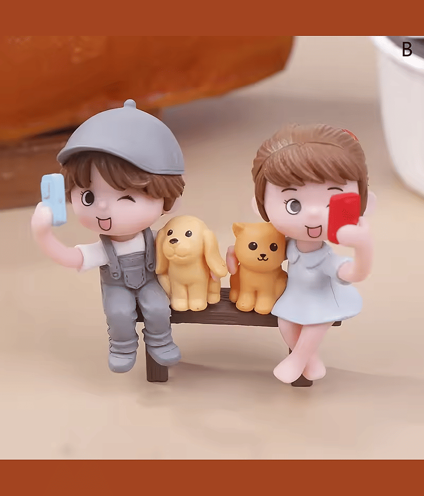 Exopick Cute Selfie Couple On A Bench With Their Pet view 2