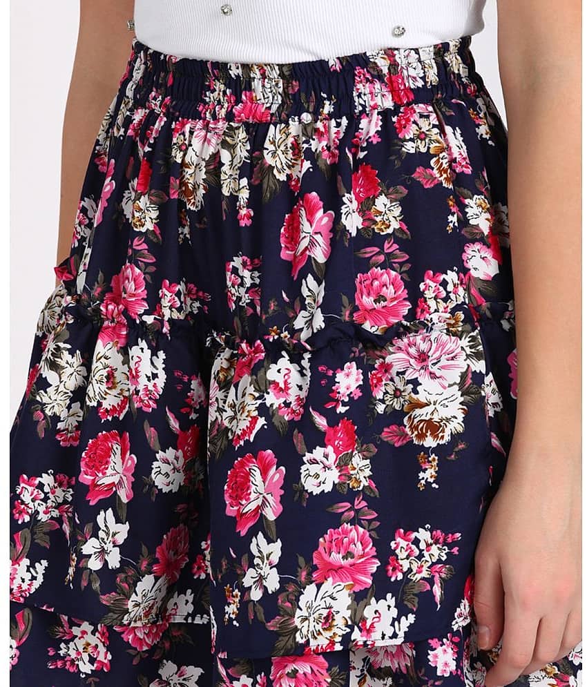 VAHSON - Black Crepe Women's Flared Skirt ( Pack of 1 ) view 2