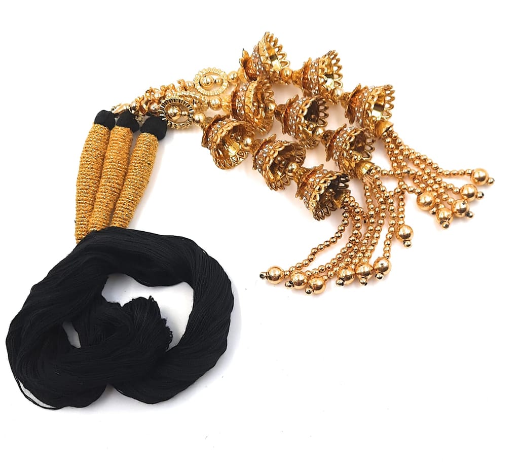 Jhumka Style Punjabi Parandi/Patiala Shahi Paranda view 2