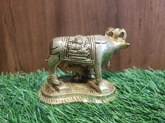 BRASS COW AND CALF STATUE view 2