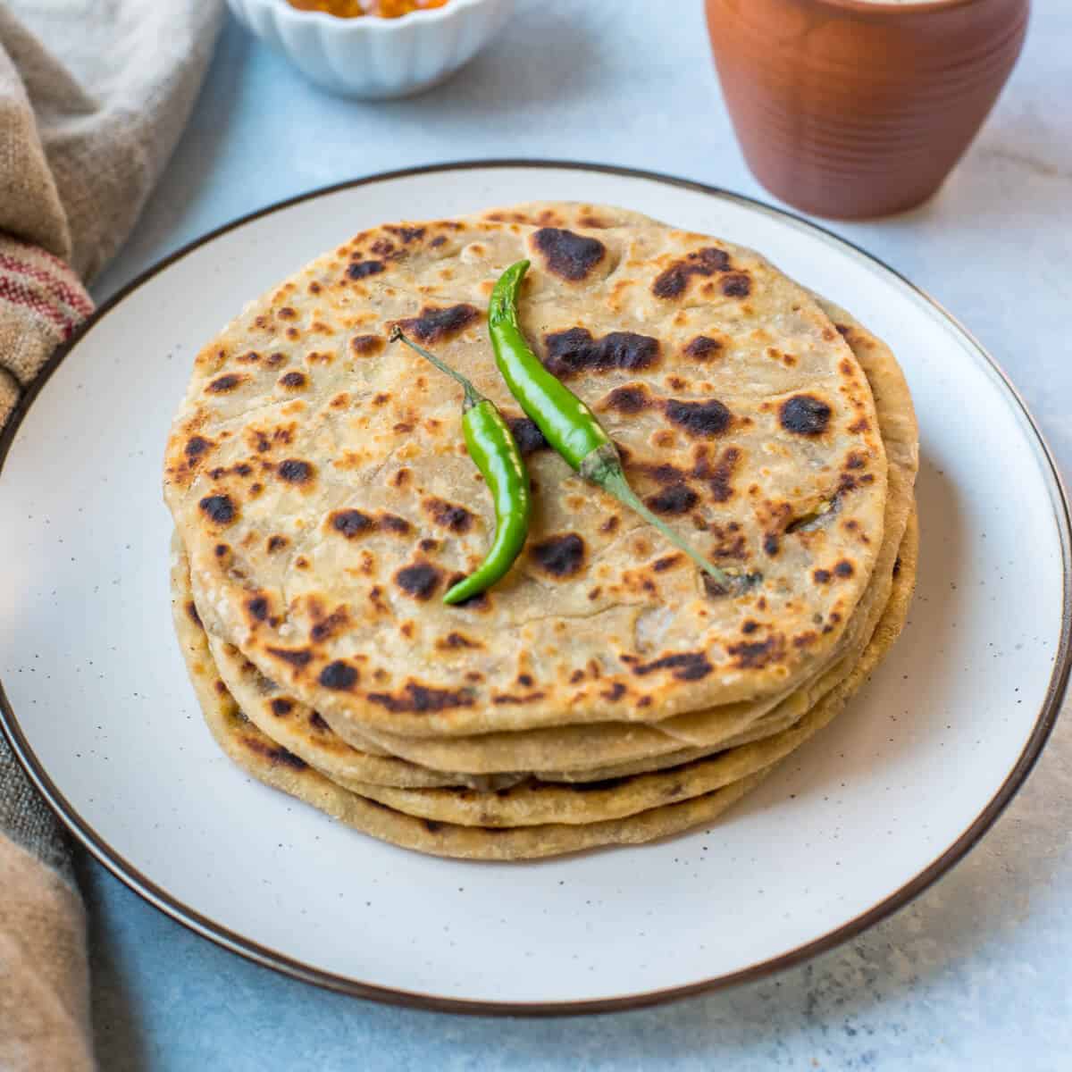 Crispy Onion Paratha(2pc's)