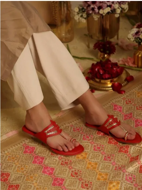 Sulit Women Ethnic One Toe Flats