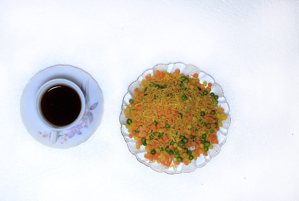 CRUNCHIZZ - MIXTURE/NAMKEEN I Authentic & Traditional Kerala Preparation I No Additives or Preservatives I Pack of One I view 2