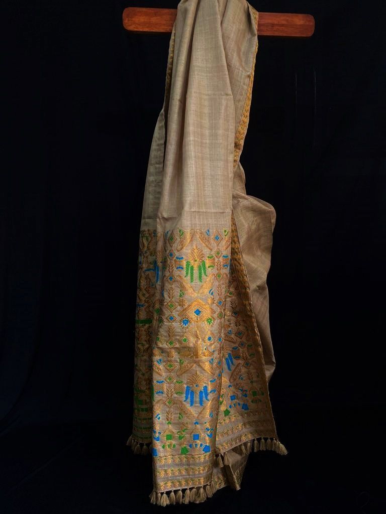 Muga & silk saree view 2