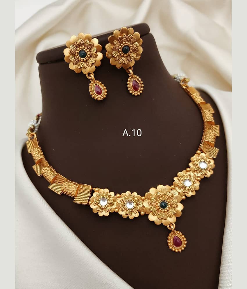 Shivay Fashion Golden Alloy Necklace Set ( Pack of 1 )