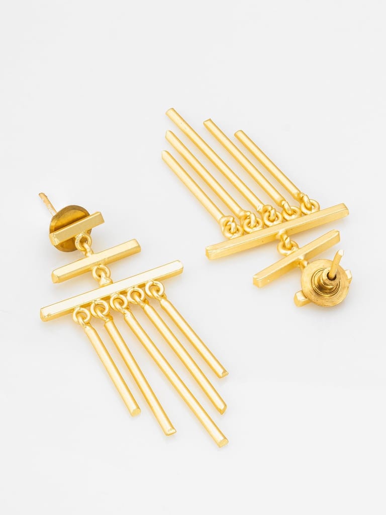 Morison Golden Heart Earrings Love in Every Detail view 2