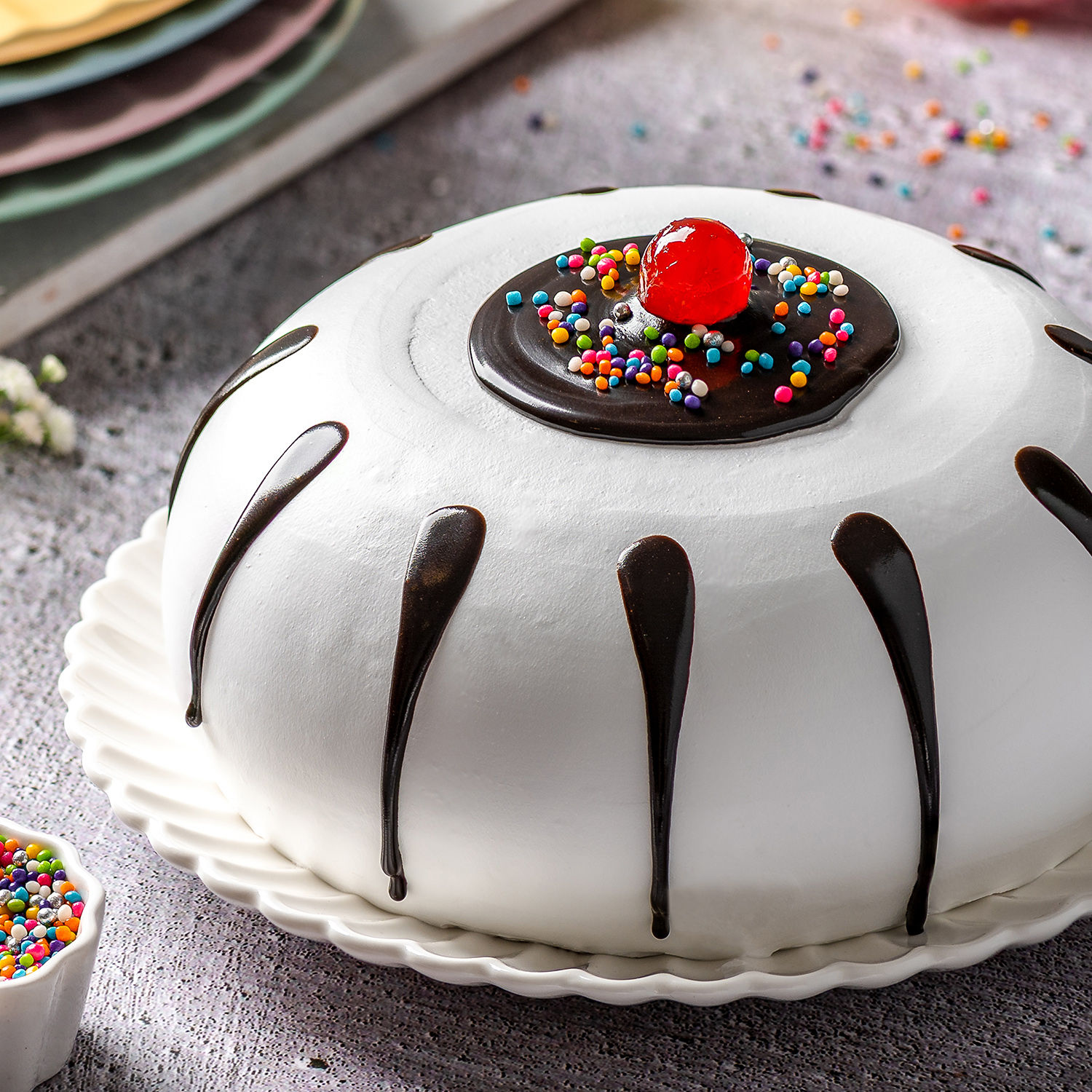 Black Forest Designer Cake Half Kg view 2