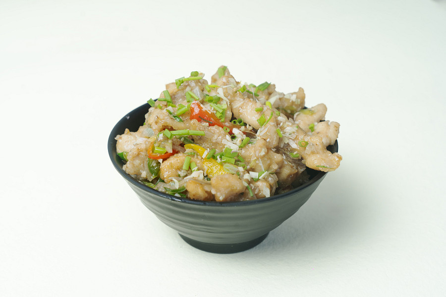 Chicken in butter garlic sauce (8pc)