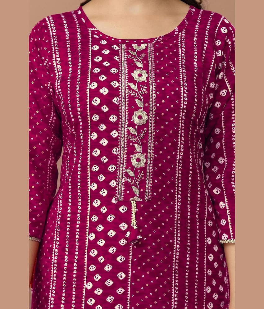 Kapadia Women Cotton Blend Printed Straight Kurti ( Pink ) view 2