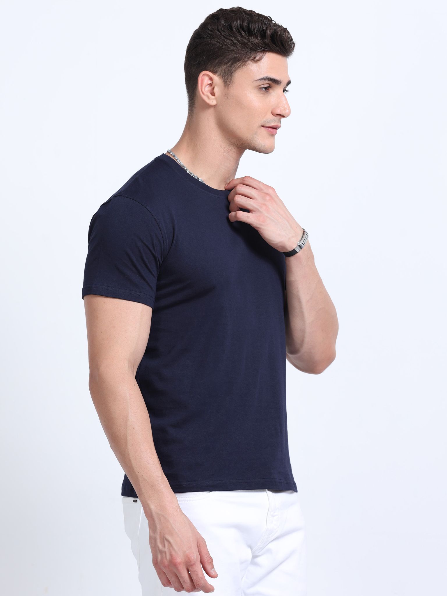 Cotton T-Shirt | Ultrafine Single Jersey | 180 GSM | Biowashed | Eco-Friendly | 100% cotton | Plain tshirt | Navy Blue Colour | Size - L (42 Chest / 28 length )