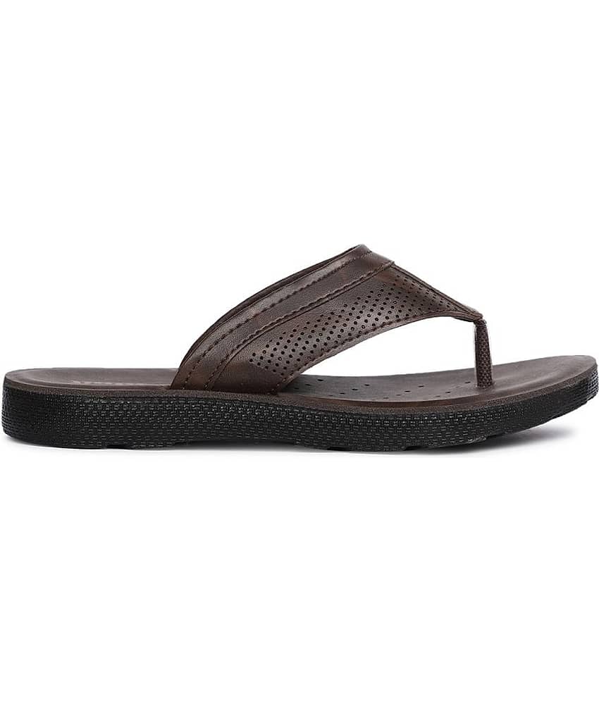 Bata - Brown Men's Sandals view 2