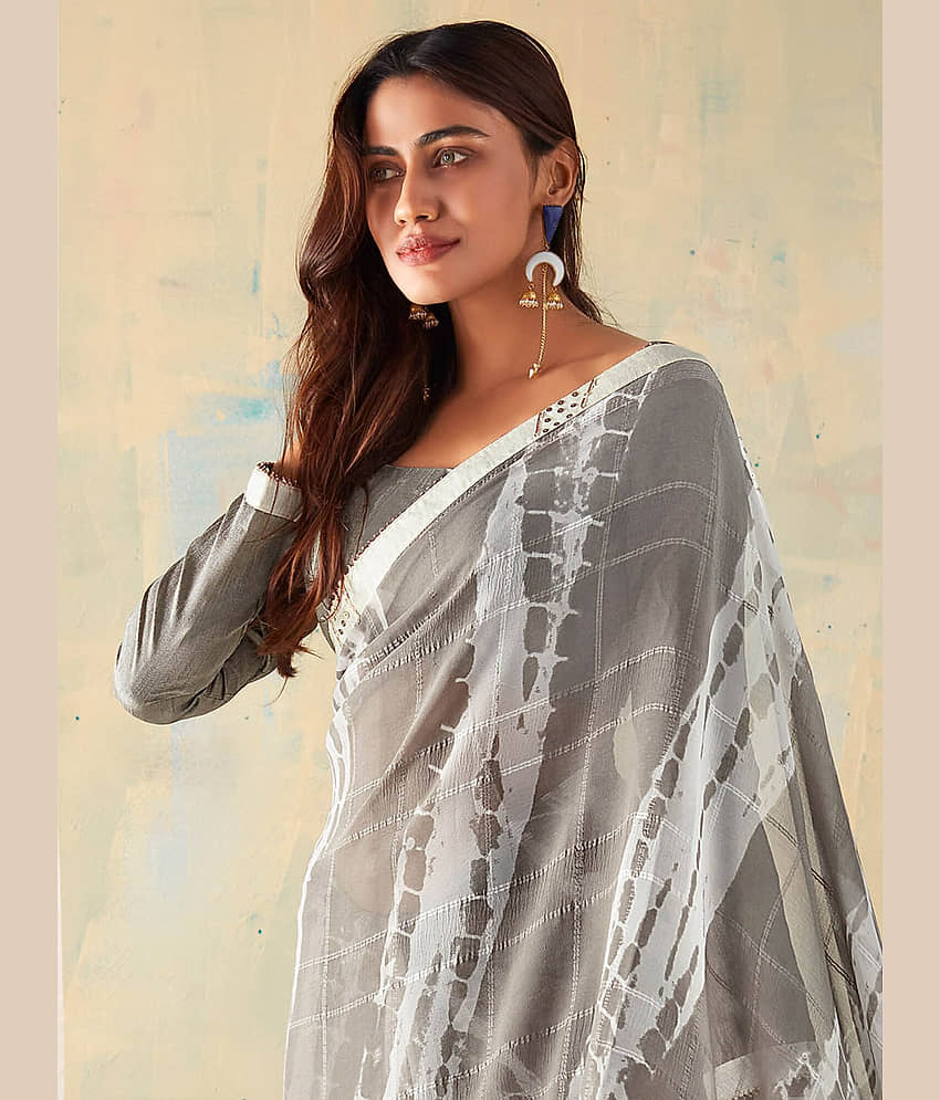 BLEESBURY Georgette Checks Saree With Unstitched Blouse Piece ( Green ) view 2