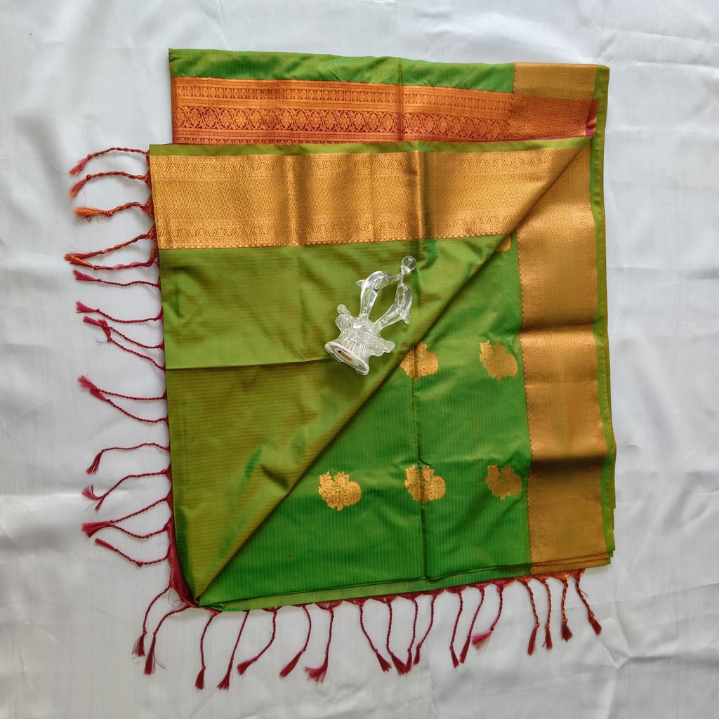 Vastrakala Style Wedding Soft Silk Saree with Blouse view 2