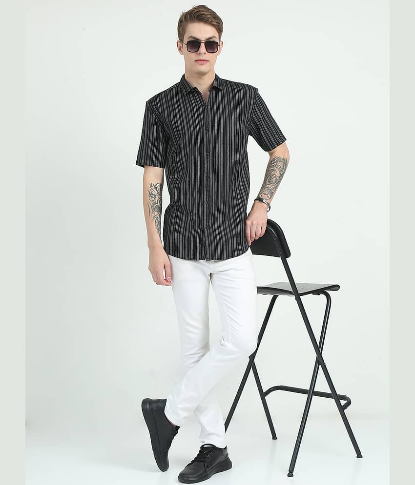 HETIERS Cotton Blend Slim Fit Striped Half Sleeves Men's Casual Shirt - White ( Pack of 1 )