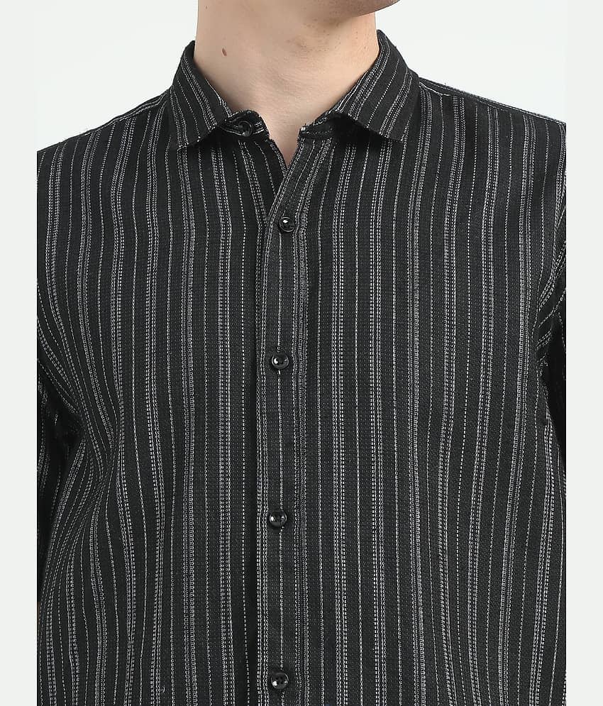 HETIERS Cotton Blend Slim Fit Striped Half Sleeves Men's Casual Shirt - White ( Pack of 1 ) view 2