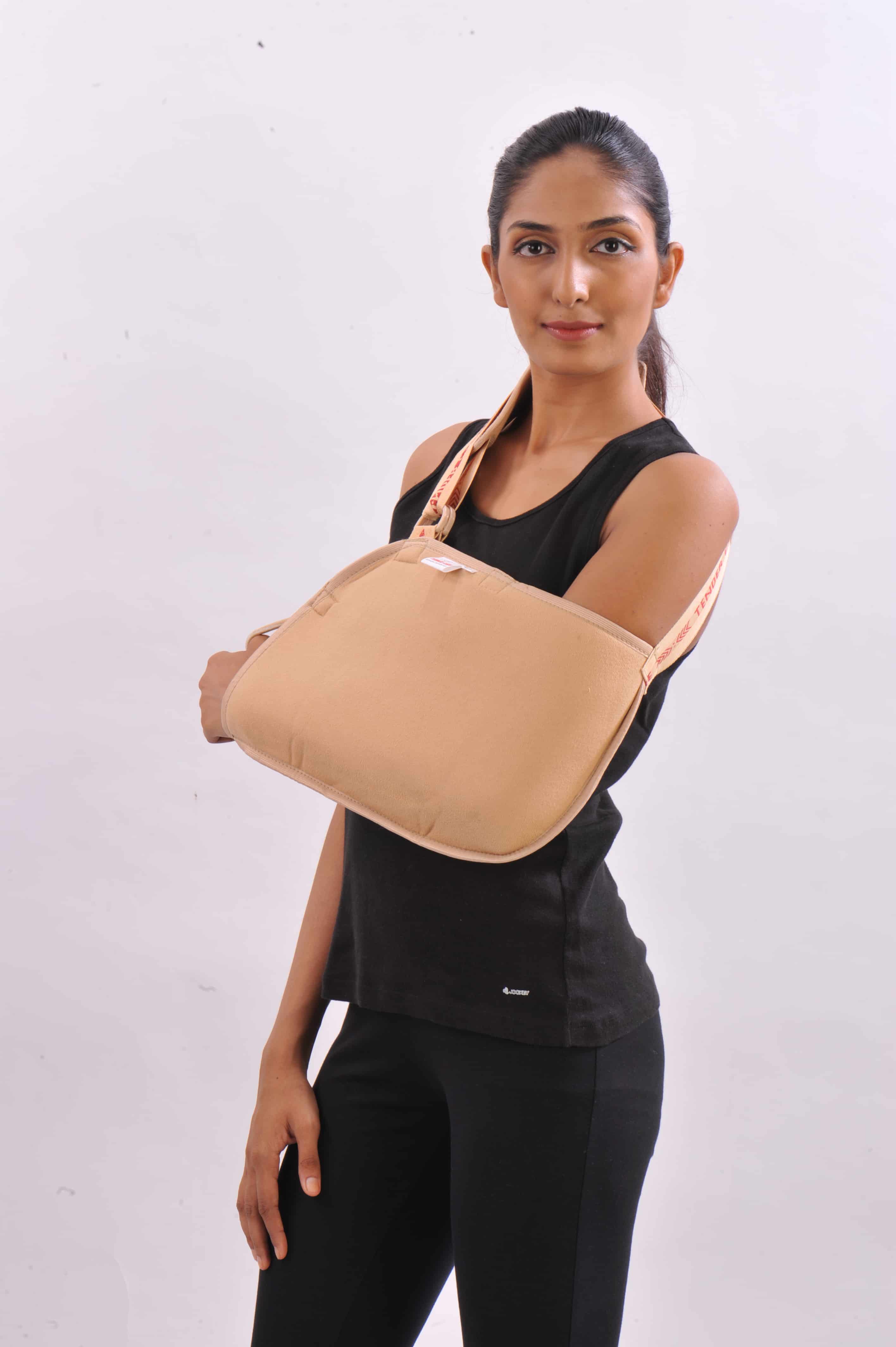 POUCH ARM SLING (DELUX) FA 7 Size XL