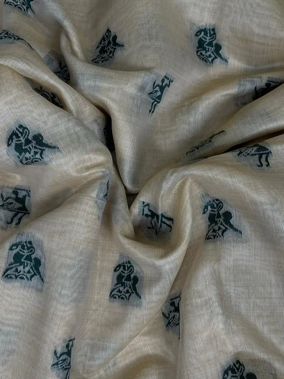 Saura Art Cotton Saree Cream Green Dancing Figure Buti view 2