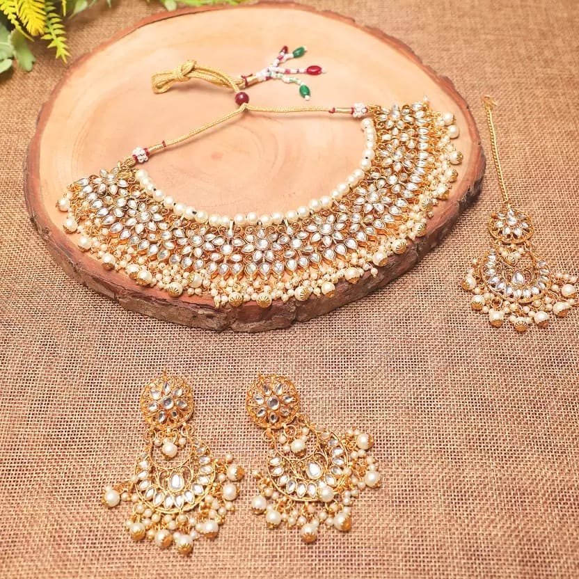 Swarajshop Alloy Gold-plated White Jewel Set (Pack of 1)