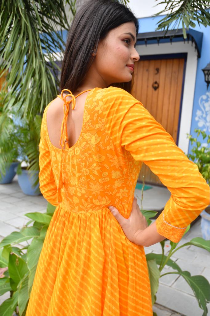 Yellow Lehariya Anarkali Kurta : Timeless Tradition view 2