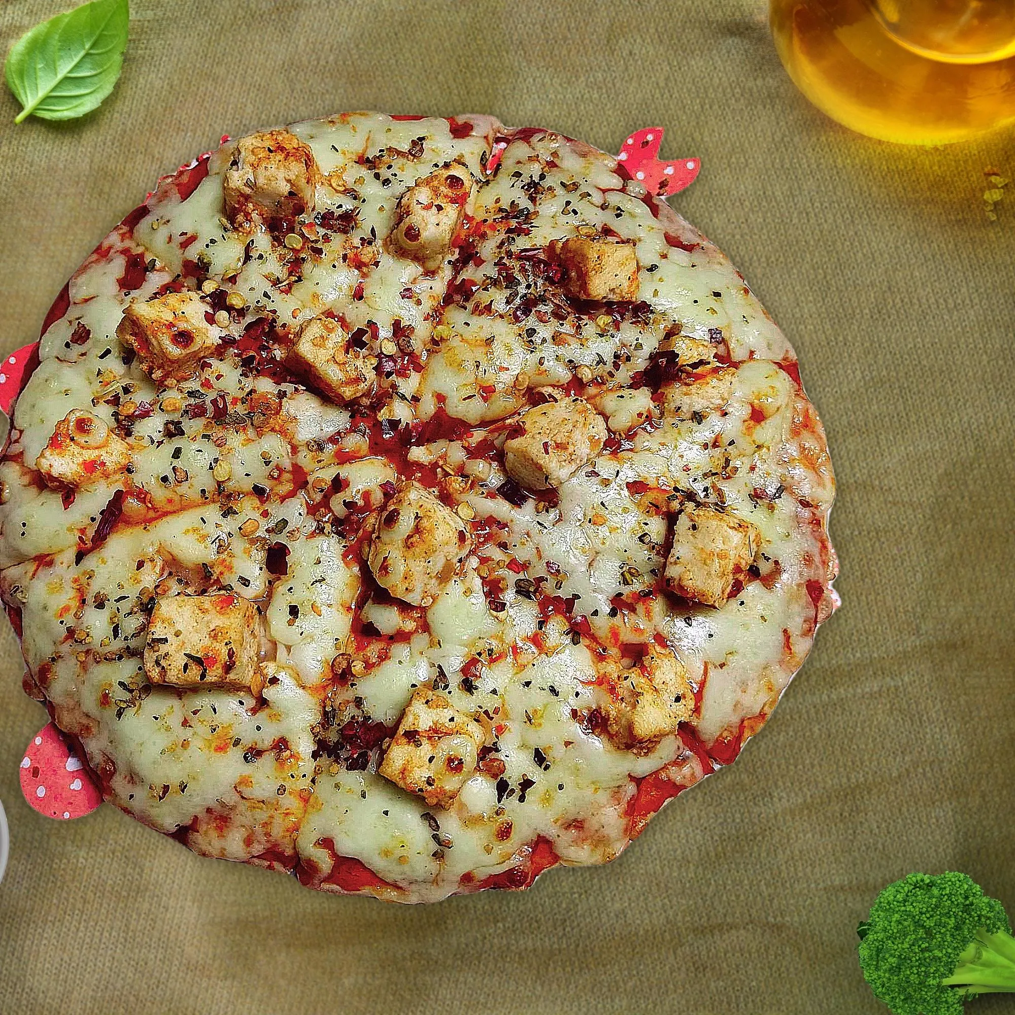 Kings Paneer Pizza