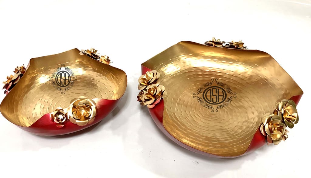 Urli Bowl for Floating Flowers and Candles (Red and Gold) - Set of 2 view 2