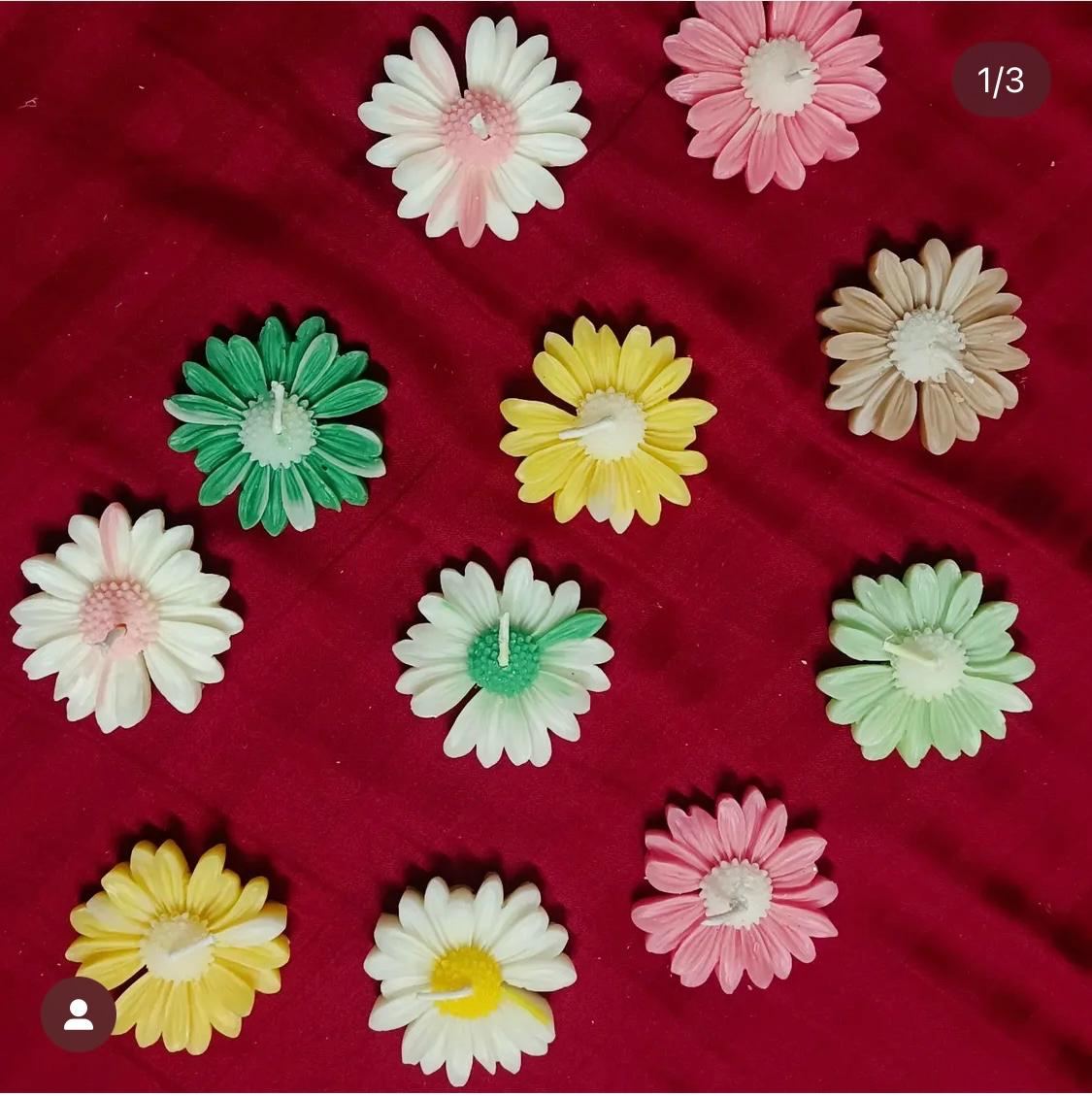 Pure soy wax home made scented flower candle 1 Pcs any Random Color