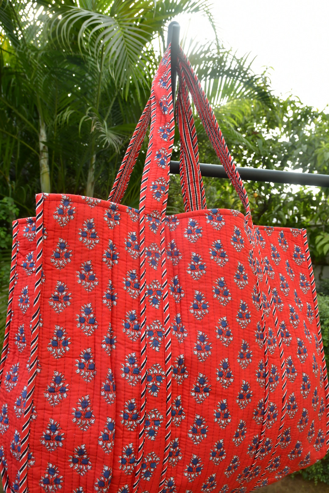 Red Floral Buti Tote Bag : Stylish & Spacious view 2