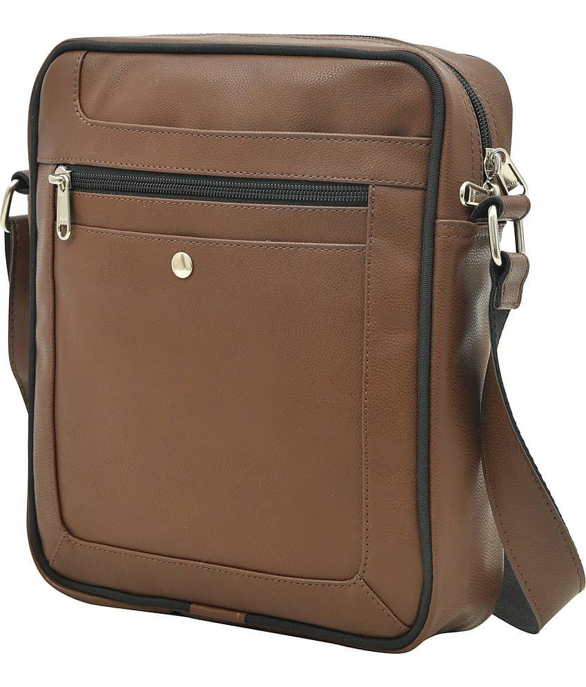 MATRICE 793 Brown P.U. Casual Messenger Bag view 2