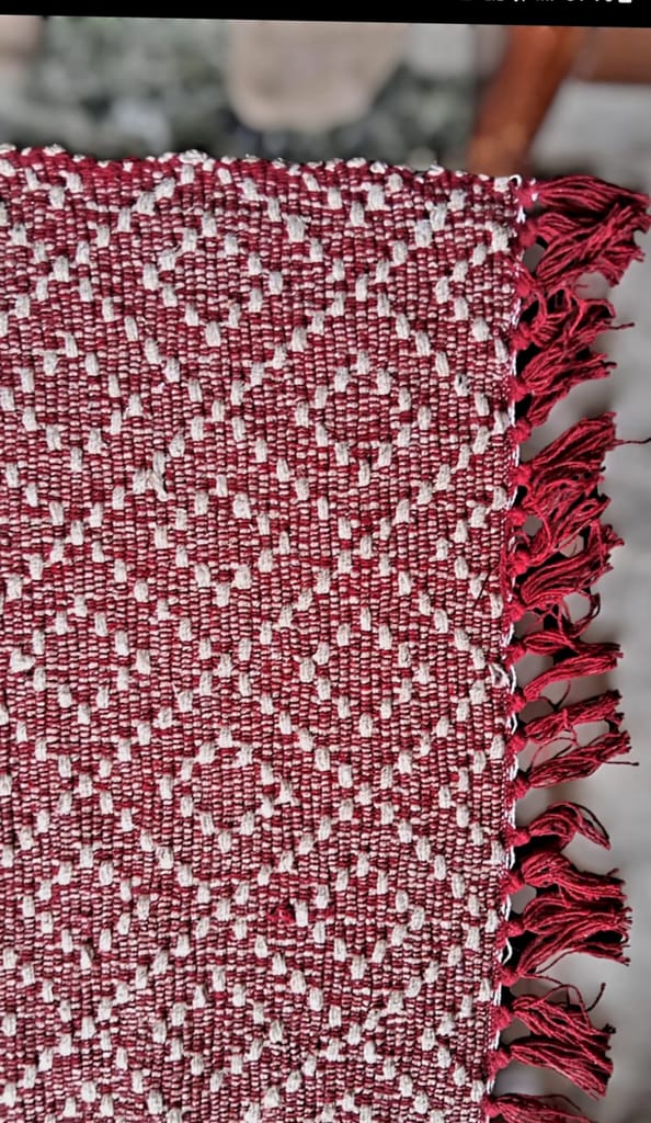 PASHANMO Hand-Woven Cotton Rug with Diamond Weave and Tassels – Red, 4ft x 6ft