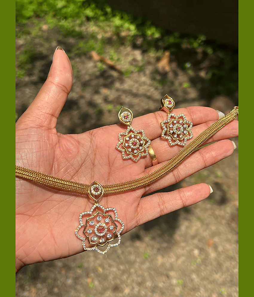 ROFARWORD Gold Brass Necklace Set ( Pack of 1 ) view 2