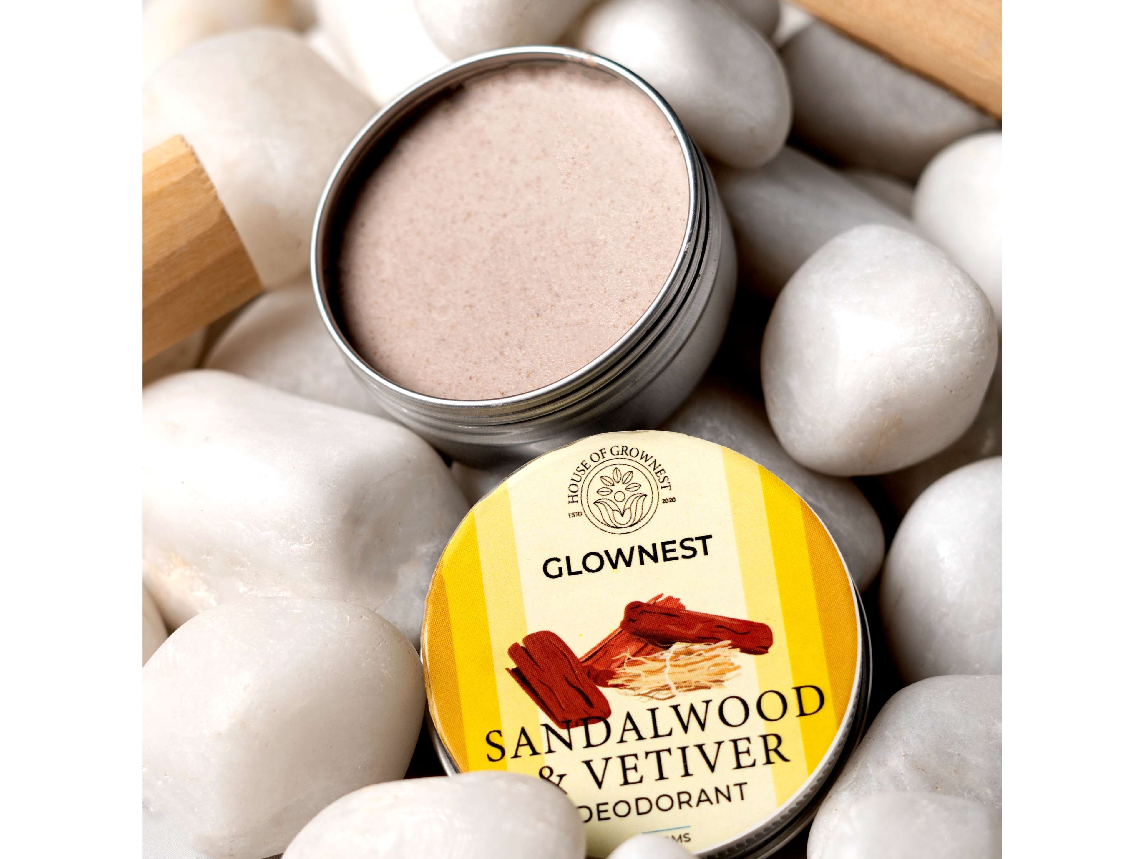 Grownest Sandalwood & Vetiver Deodorant (50g) view 2