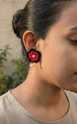 Crochet earrings in Red and Black color