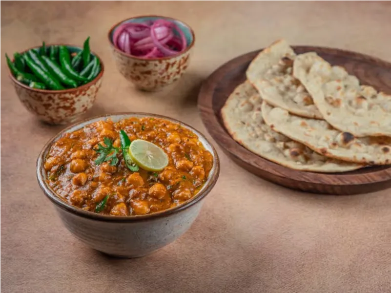 Amritsari Chole Combo
