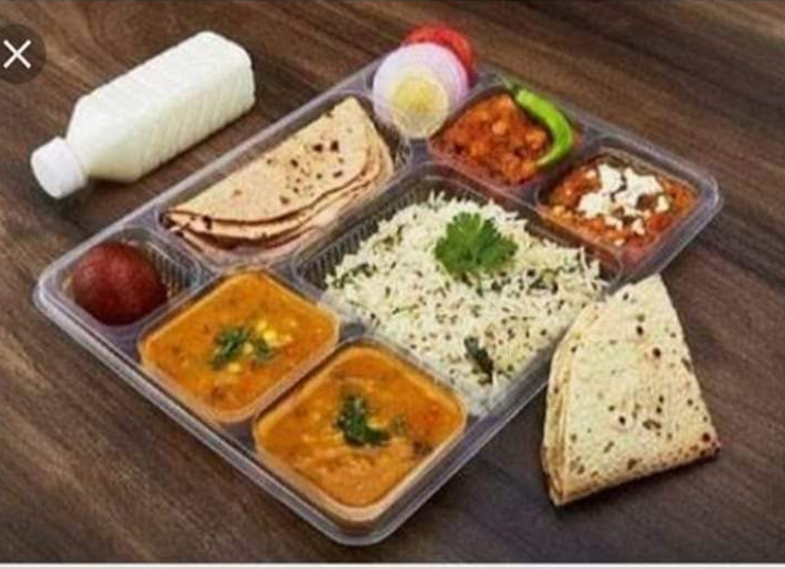 Deluxe thali