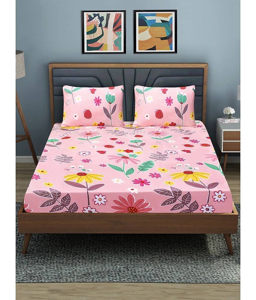 Home Candy Microfibre Floral 1 Bedsheet with 2 Pillow Covers - Pink view 2