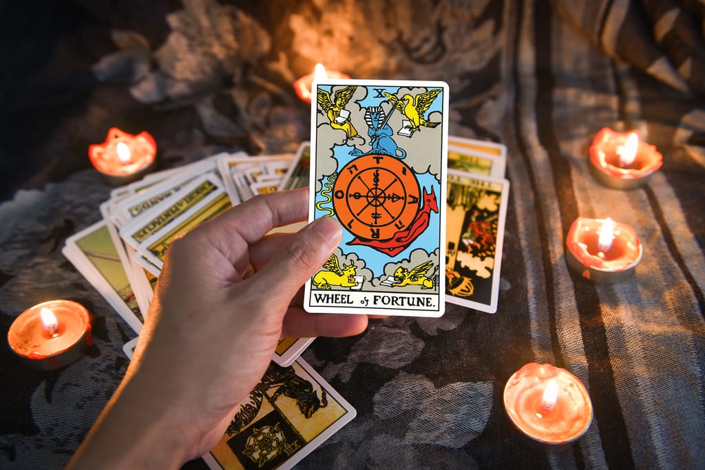 TAROT CARDS Deck with Guide Book, 78 pcs Beautifully Illustrated Tarot Cards Set for Beginners and Experts, Classic Traditional Standard Tarot Deck, Fortune Telling Game, Divination Tools view 2