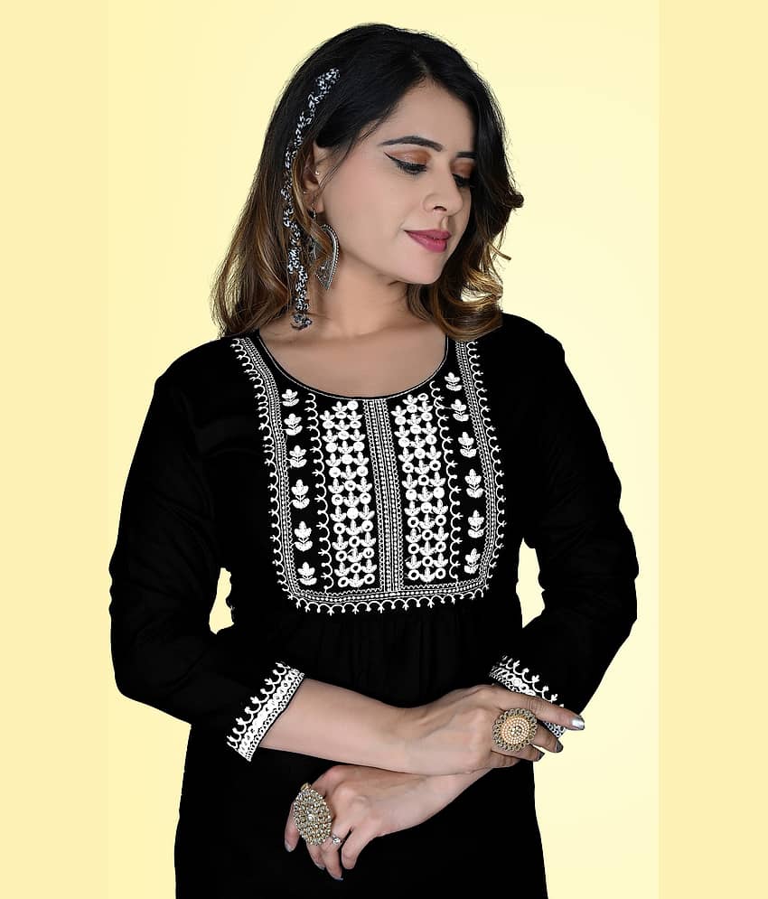 haya fashion - Black Rayon Women's Straight Kurti ( Pack of 1 ) view 2